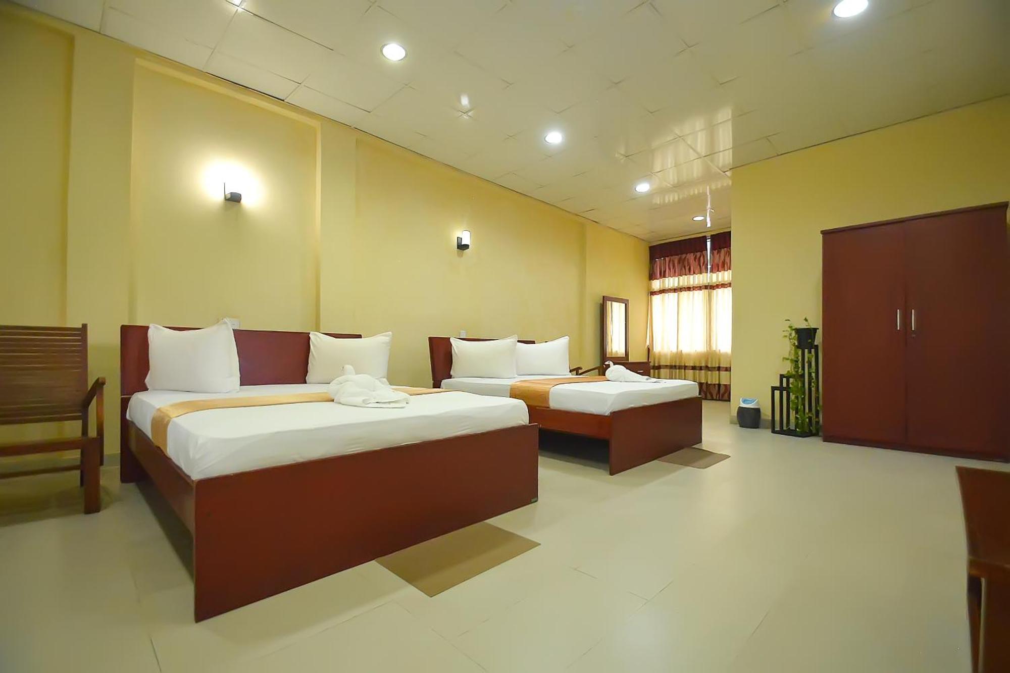 Hotel Gunners Club à Minneriya Extérieur photo