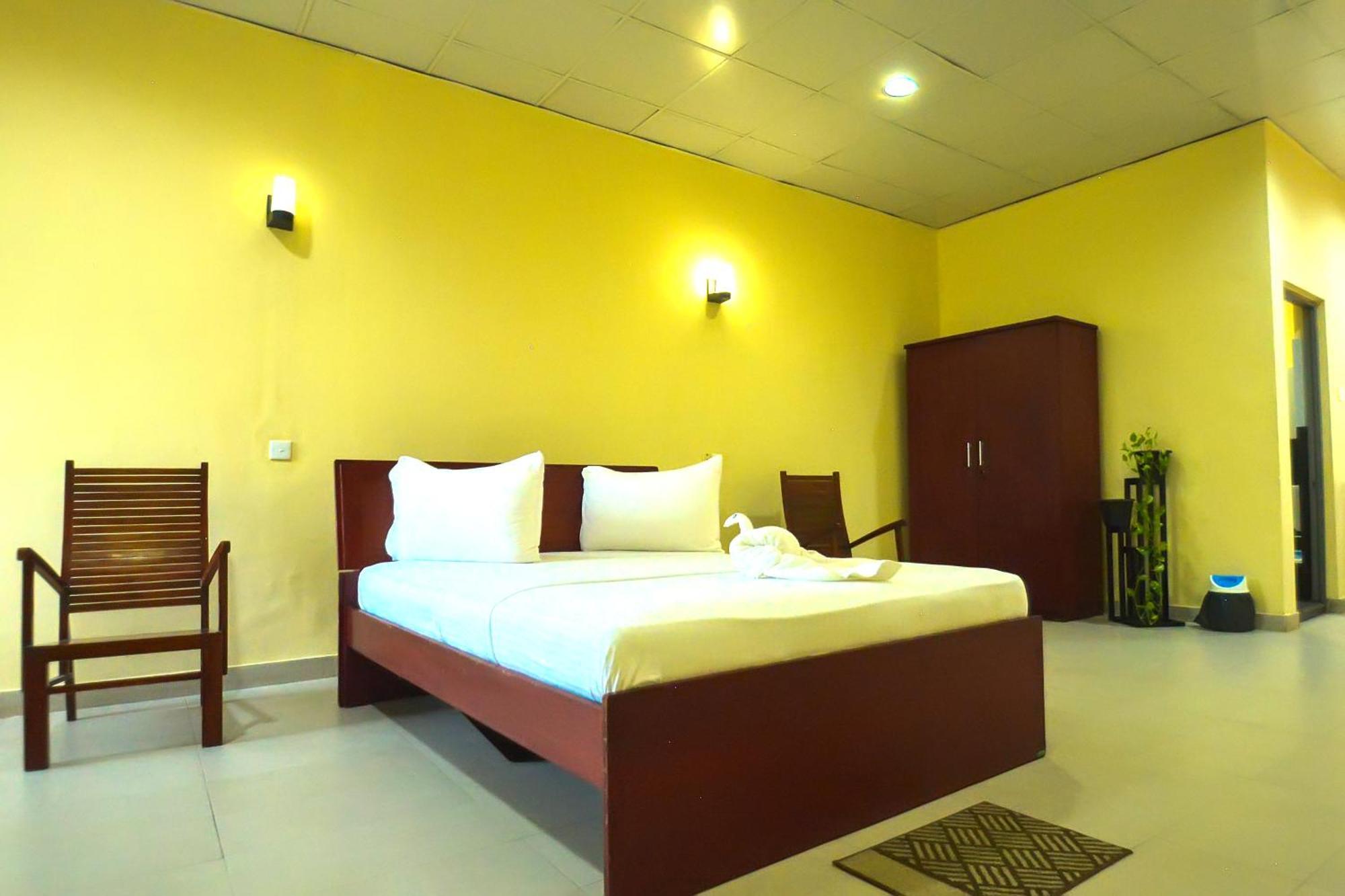 Hotel Gunners Club à Minneriya Extérieur photo